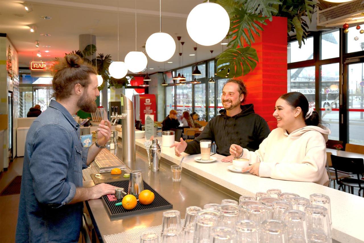Meininger Hotel Berlin Hauptbahnhof Esterno foto